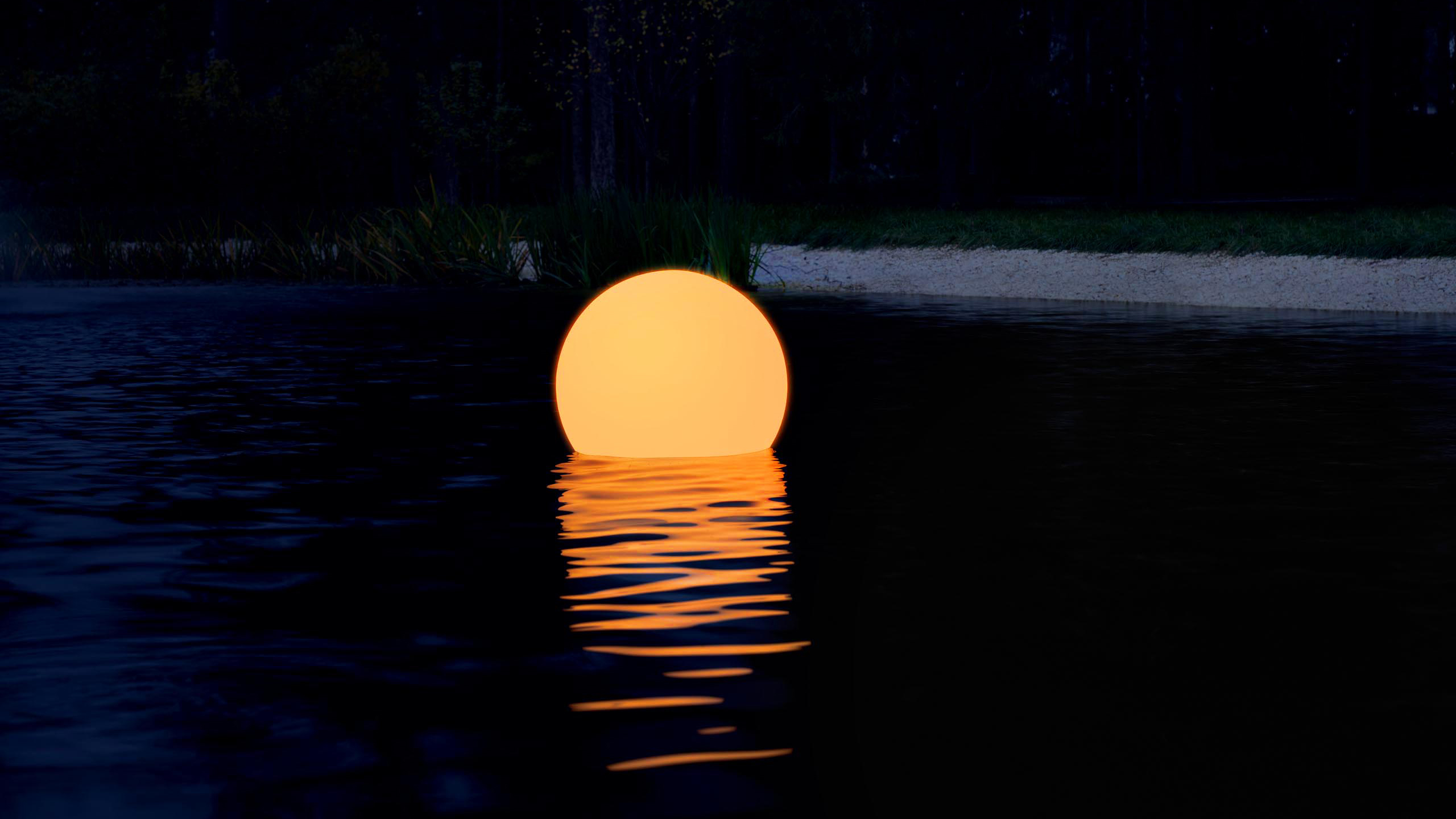GARDEN FLOAT