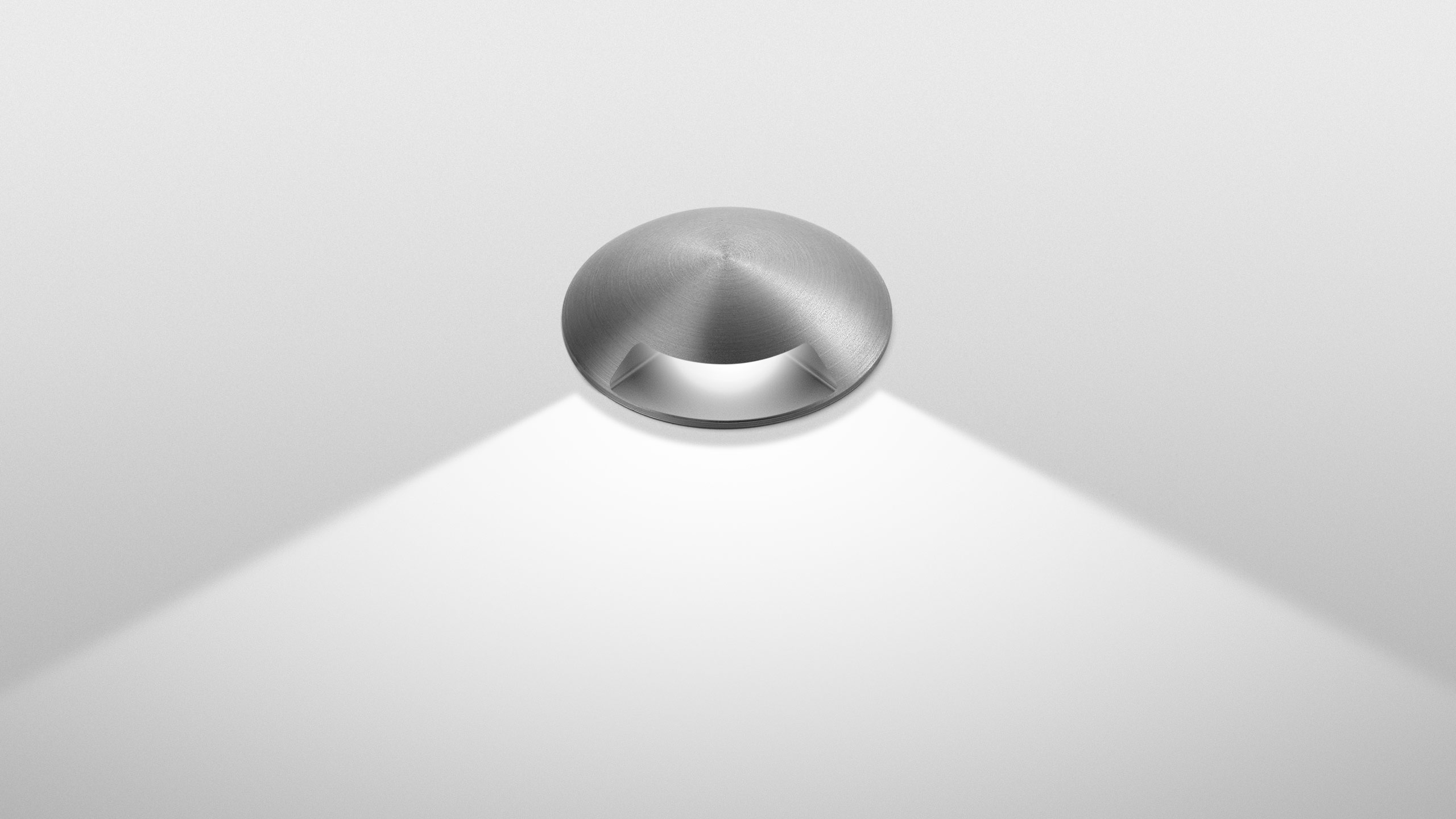 Lights OVERHEAD IN